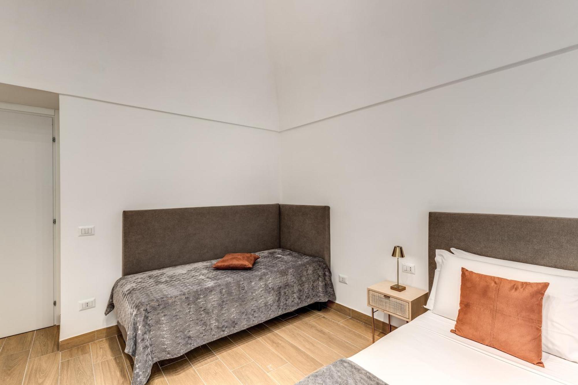 Domus Partenopea Naples Extérieur photo